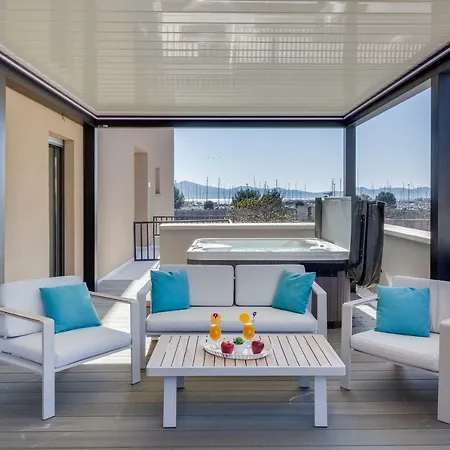 Luxury Olea With Jacuzzi & Pool Apartment