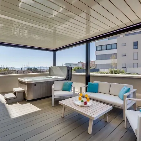 Apartment Luxury Olea With Jacuzzi & Pool